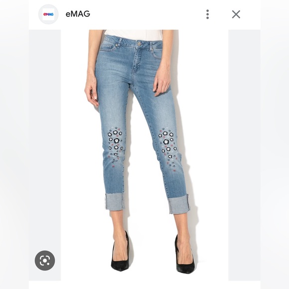 Desigual starry cropped skinny jeans. NWOT. Size 28 EUR - Picture 6 of 10